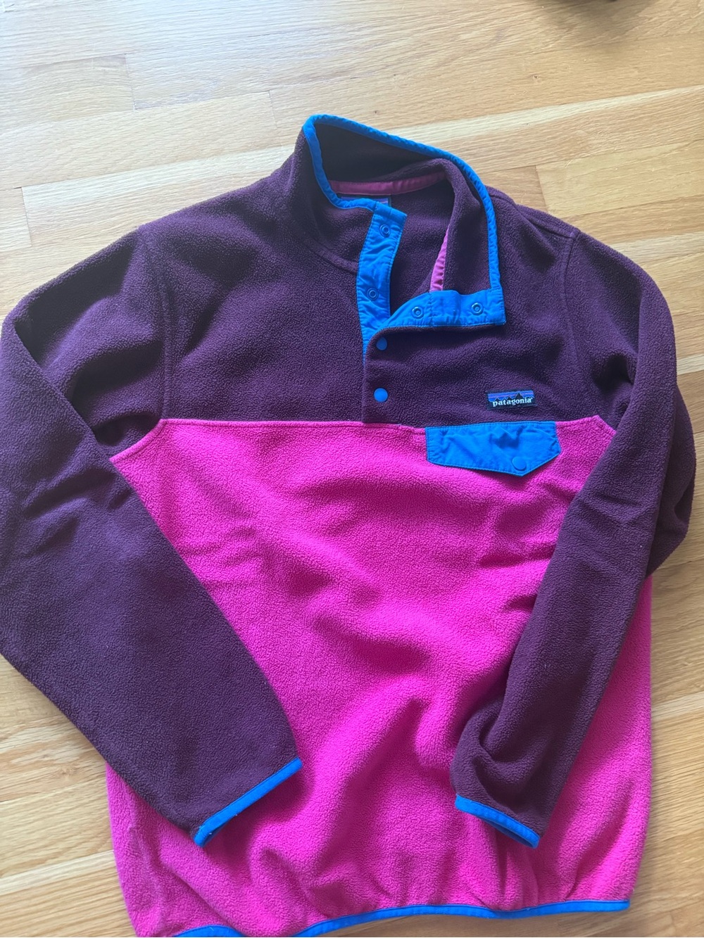 Patagonia Kids Snap Fleece Pullover in Pink, Burgundy & Blue
